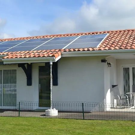 Holiday home L'ostalot